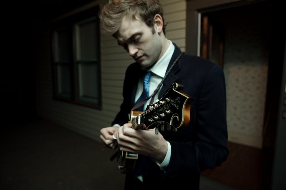 chris_thile.jpg