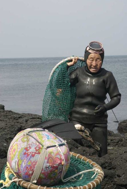 Koreandivers3.jpg