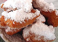 CafeDuMonde_Beignets3a.jpg