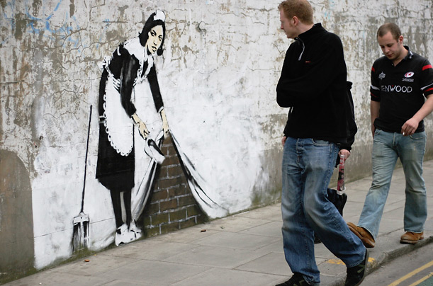 Banksy Portfolio sweep banksy 1031jpg