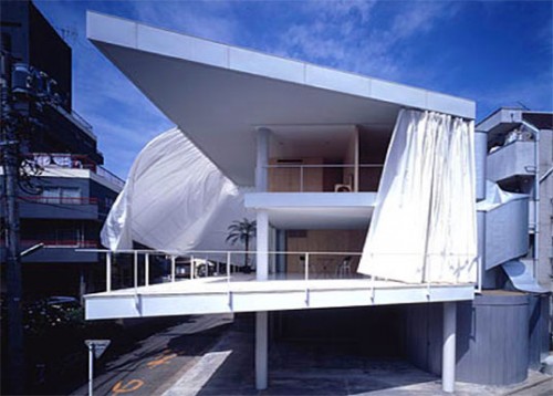 Shigeru Ban, Curtain Wall House, 1995