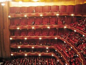 350px-Metropolitan_Opera_auditorium