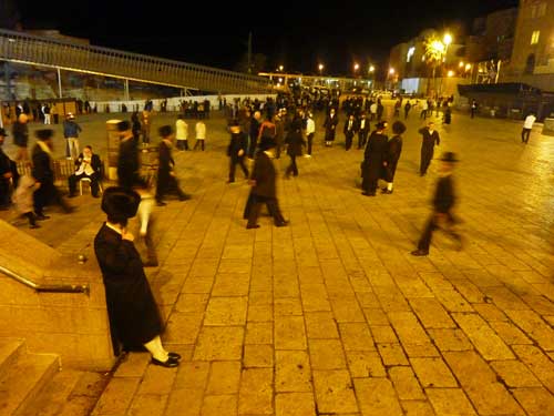 HasidKotel.jpg