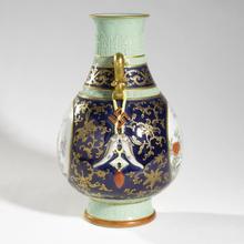 SothVase2.jpg