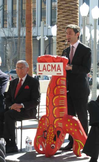 Eli Broad (left) and Michael Govan (at the lobster podium) at 2008 preview for LACMA's Broad Contemporary Art Museum Photo by Lee Rosenbaum