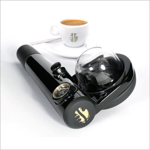 Handpresso-Handheld-Portable-Espresso-Maker.jpg