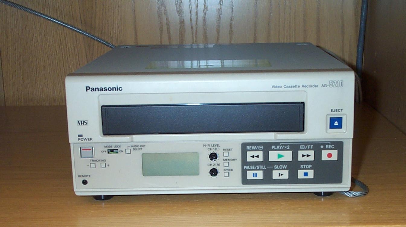 vcrincabinet