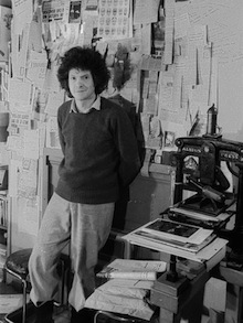 Heathcote Williams at the Open Head office, 1980. [Photo: Richard Adams]