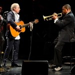 from left: Mark Stewart, Paul Simon, Wynton Marsalis (photo by Kevin Mazur)