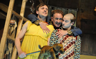 DruidIreland_NEW_04_TheWalworthFarce_RaymondScannell&MichaelGlennMurphy&TadhgMurphy_Credit_RobertDay.jpg