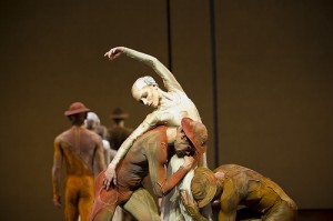 Gloria (Royal Ballet) Photo: Bill Cooper
