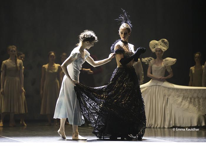 Propwatch: the lace in Giselle | Performance Monkey