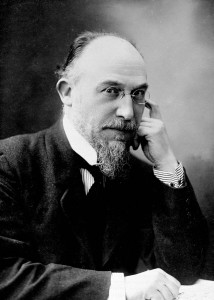 Satie photo