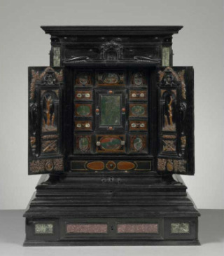 Wood-cabinet-Albert-Jansz.jpg