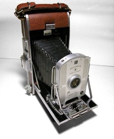 Polaroid_95A_Camera.jpg