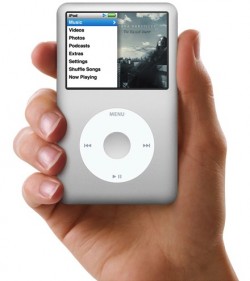 ipod_classic_hand-250x281
