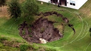 Sinkhole (1)