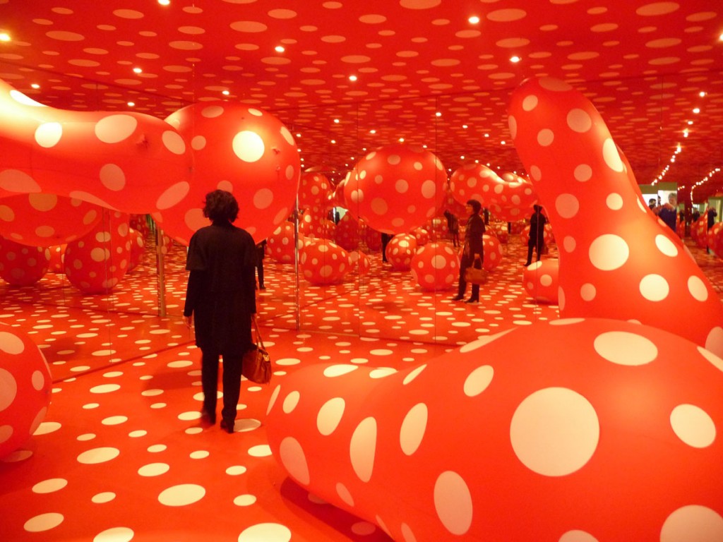 Yayoi Kusama Infinity Mirror Room 1998