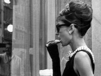 Paramount Battles Truman Capote Estate For Right To Remake ‘Breakfast At Tiffany’s’