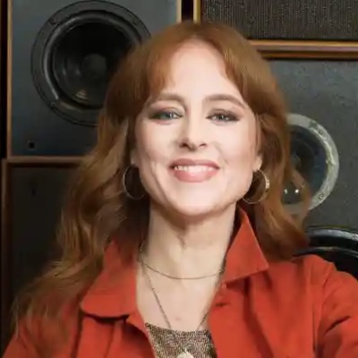 Composer Hannah Peel Goes Deep Into The Trees, And Neuroscience
