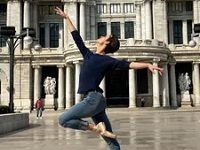 Men Dancing En Pointe: Why Should Only The Women Get To Do It?