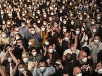 Trial Indoor Performance With Audience Of 4,500 Shows Little Indication Of COVID Transmission