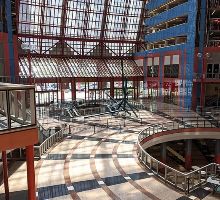 Helmut Jahn Just Died In A Bike Accident — Might His Iconic Chicago Building Follow?