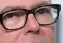 Former Moonlighting Showrunner Glenn Gordon Caron’s Time At CBS Ends After An Investigation