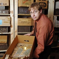 Hobby Lobby Sues Professor Who Allegedly Sold Them Papyri Stolen From Oxford