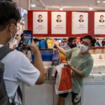 Hong Kong Book Fair Slims Down With Self-Censorship