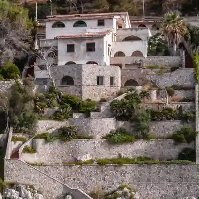 How The Mafia Destroyed Southern Italy And Sicily With Concrete