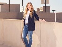 This Flight Attendant Wrote A Hair-Raising Novel By Jotting It On Cocktail Napkins