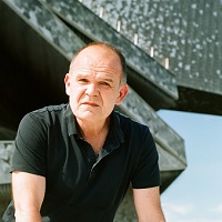 The Maestro Who’s Bringing Period Instruments To Ravel, Mahler, And Stravinsky