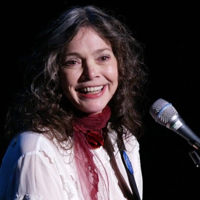 Beloved Singer Songwriter Nanci Griffith Dies At 68