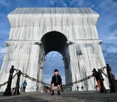 What Does It Mean To Wrap The Arc De Triomphe?