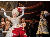 As Performances Start Up Again, Critics Are Being Too Generous