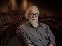 After 35 Years, Chicago’s Goodman Theatre Artistic Director Robert Falls To Depart