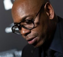 Netflix CEO Says Net Won’t Remove Dave Chappelle’s Transphobic Special Because It’s Popular
