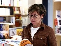 France Passes Another Law To Protect Bookstores From Amazon