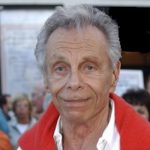 Mort Sahl, Who Created Political Comedy As We Know It, Dead At 94