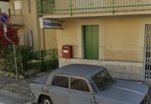 Car Parked On Italian Street For 47 Years Becomes Monument