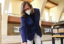 How An Ancient Roman Mosaic Spent Fifty Years As A Coffee Table In A New York Apartment