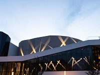 Chicago’s Steppenwolf Theater Opens Its Brand-New Building