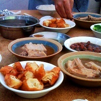How Jewish People Eating Chinese Food Became A Standard Part Of American Christmas