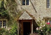 William Morris’s Farmhouse Is Restored And Reopening, After Millions Of Pounds And Many Years