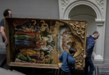 Lab In Virginia Working To Save Ukraine Treasures