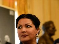 Met Opera Cancels Anna Netrebko’s Engagements