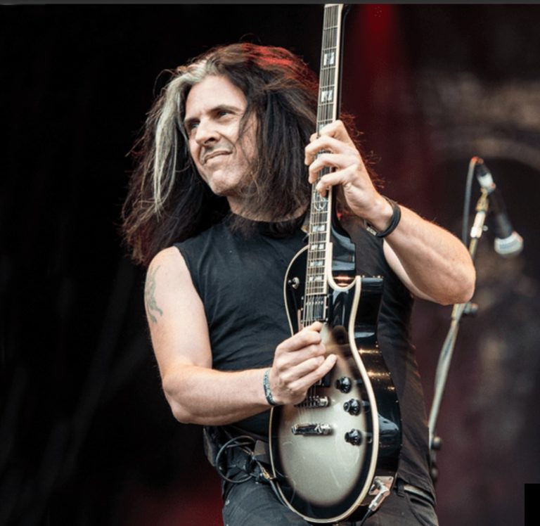 How Classical Music Influences Heavy Metal Pop