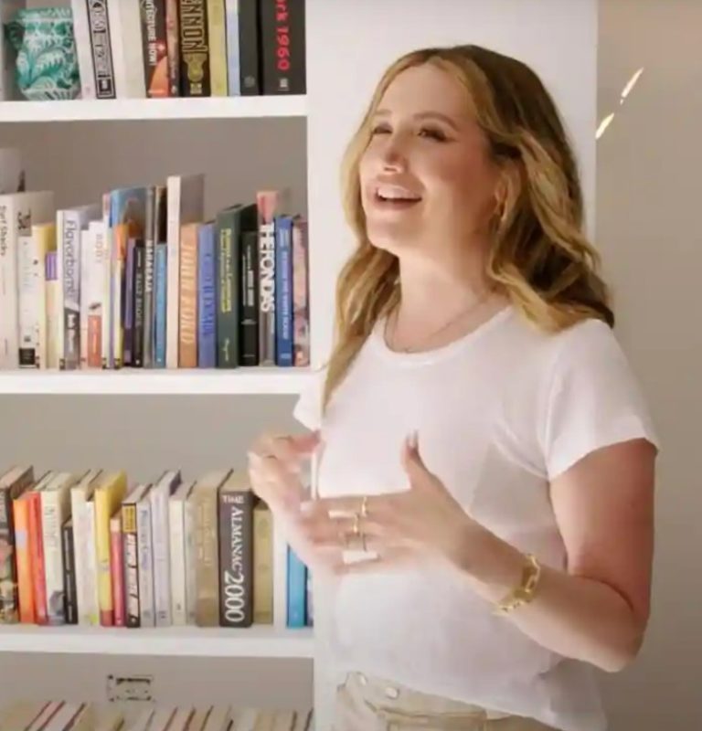 The Art Of Buying Books You Haven’t Read To Decorate Your Room