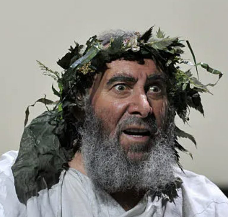 Who Should Next Run The Royal Shakespeare Company?